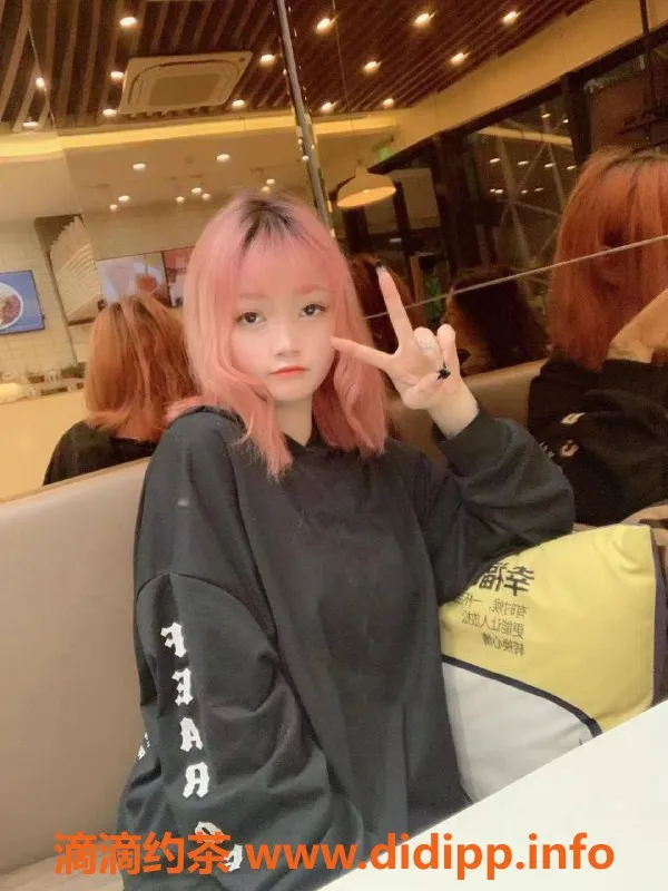 深圳楼凤资源信息,龙华 小布叮 160cm C cup 性价比高，800元起