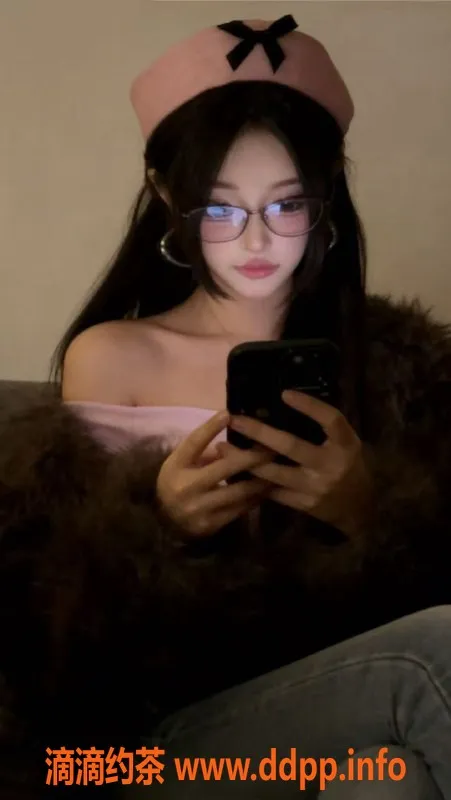 常州楼凤-常州痴痴，23岁162CM美少女，顶级服务8起