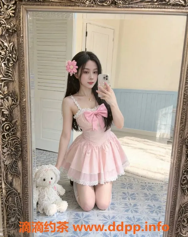 广州楼凤资源信息,天河区165C罩杯大奶模特，水费700p