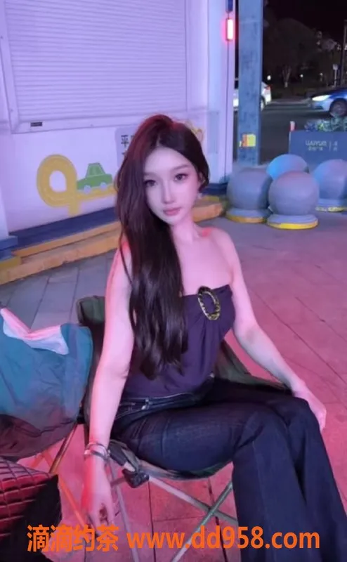 深圳楼凤-福田热宝，大波三点粉，950P热情服务