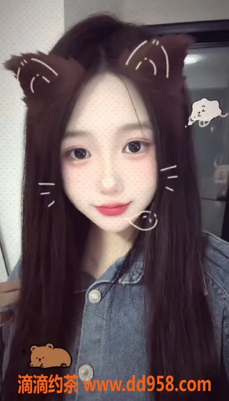 洛阳楼凤资源信息,洛阳奶球，21岁165cm，专业调情与陪浴服务