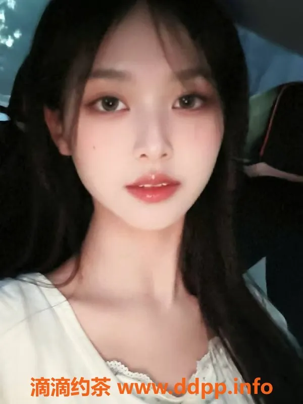 深圳楼凤-罗湖嫩妹琳，1400元体验多项服务