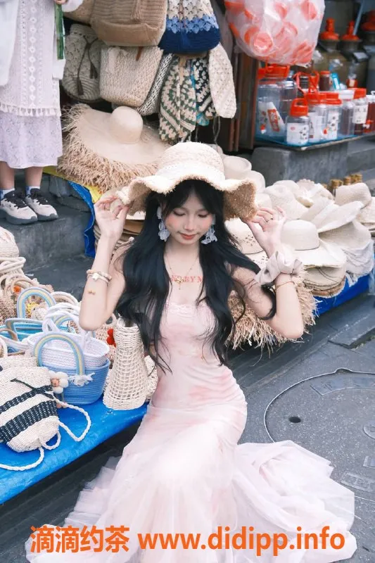 深圳楼凤-福田嫩妹梓欣，19岁163cm只需1250元