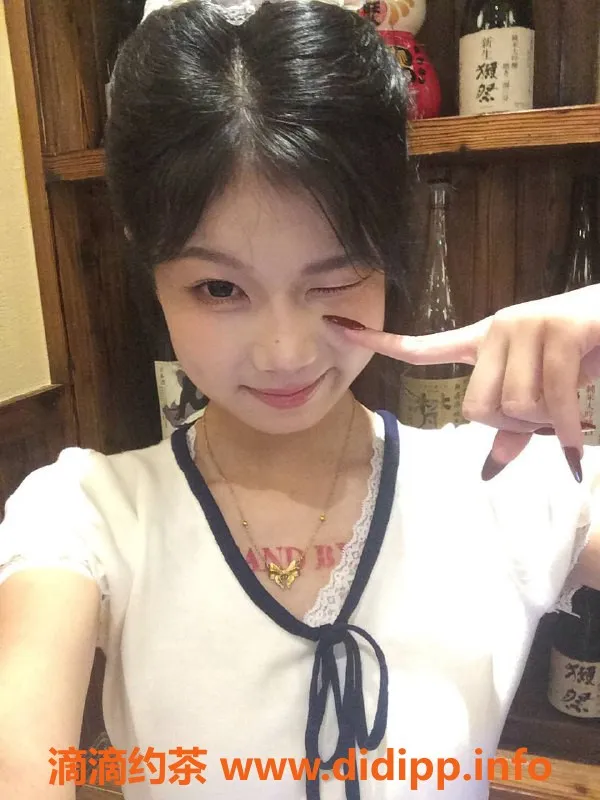 深圳楼凤-福田嫩妹梓欣，19岁163cm只需1250元