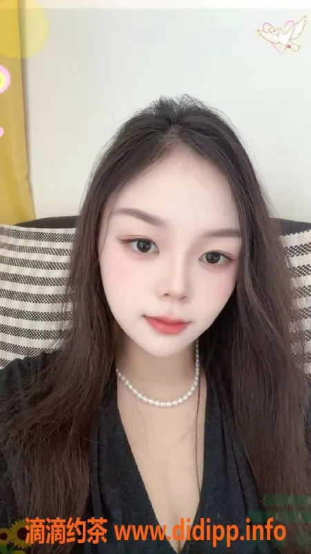 郑州楼凤-郑州管城区小雅，22岁真材实料，助你解锁多种姿势