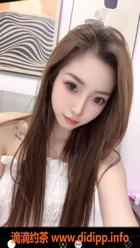 常州楼凤-武进空姐，165高90重，800元体验嫩妹魅力