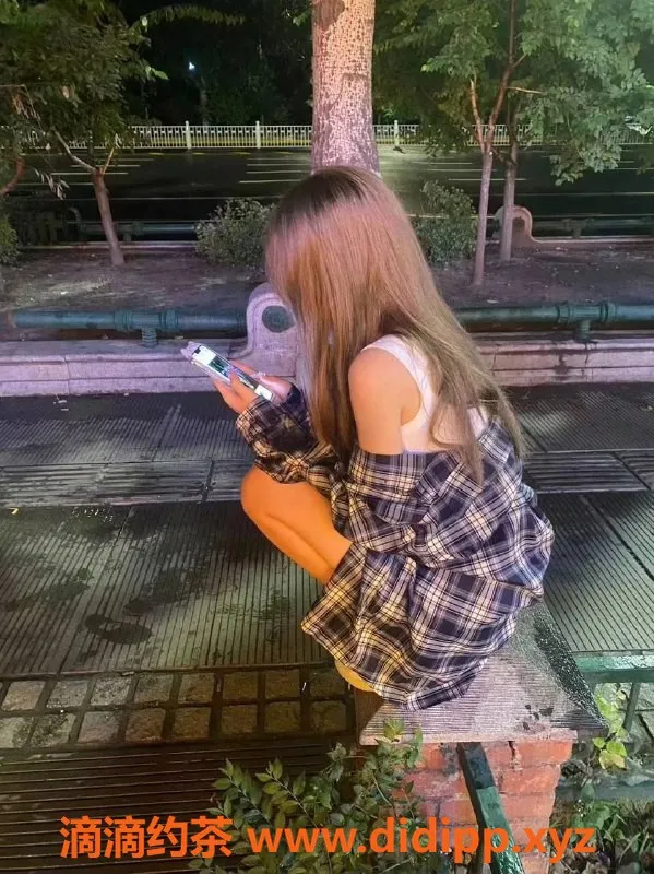 深圳楼凤资源信息,南山小婷，嫩妹专属，课费P1100起