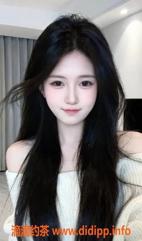 深圳楼凤-南山嫩妹甜甜，水费600P等你来体验！