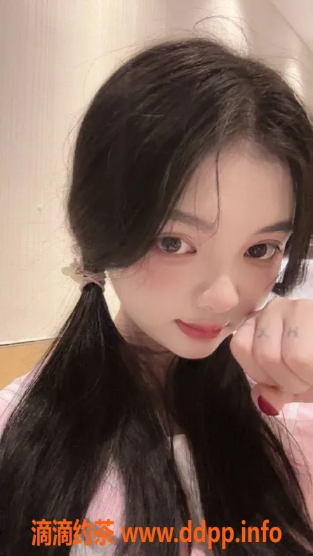 深圳楼凤-坂田二次元嫩妹小初音，调情服务800元起