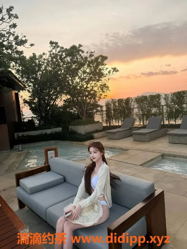 深圳楼凤-福田嫩妹粥粥，1500p超值服务