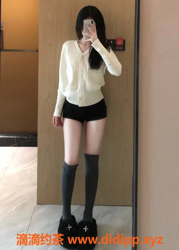 北京楼凤-朝阳大郊亭子薇，1200起步，乖巧玲珑