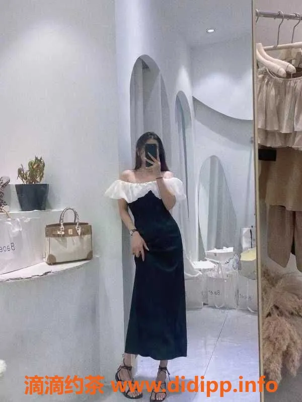 广州楼凤资源信息,花都火辣晚晚 23岁 45kg 32C 价格实惠