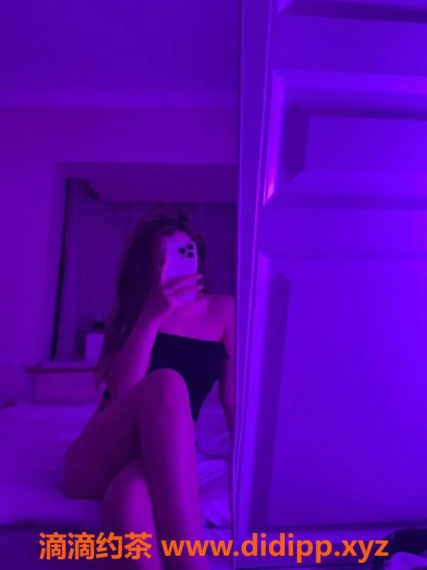 温州楼凤-鹿城萌萌，老师气质，69舌吻艳舞体验