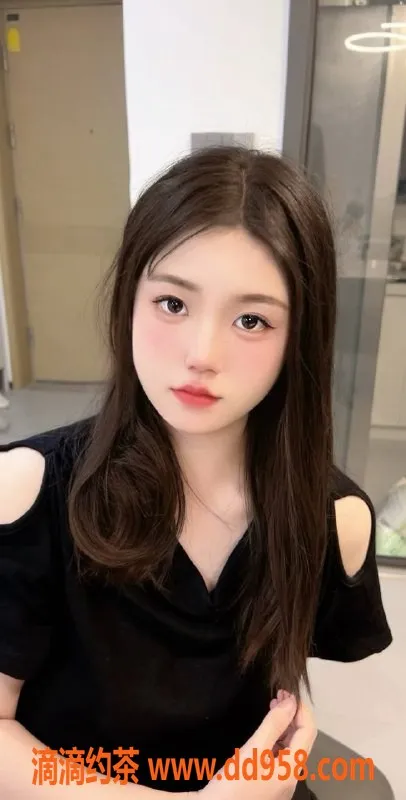深圳楼凤-深圳宝安婷婷，800元体验嫩妹魅力