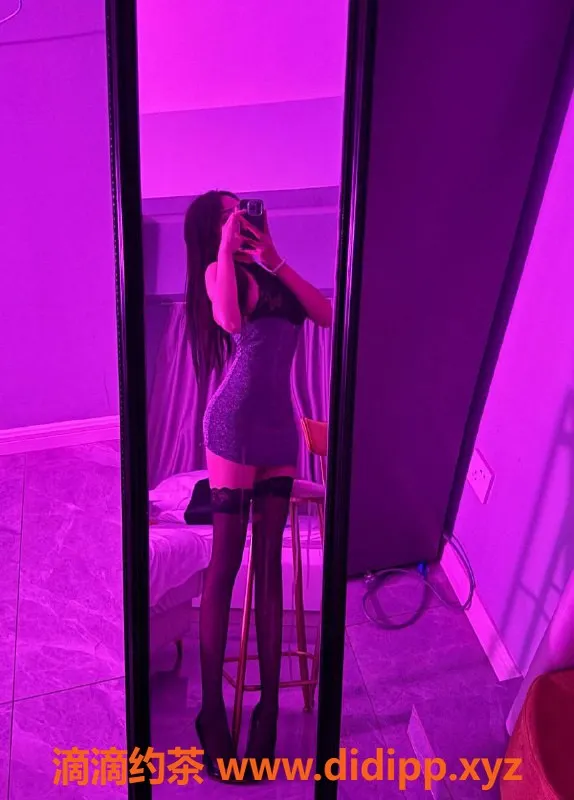 成都楼凤-武侯区小甜甜，御姐车服务，超值体验！