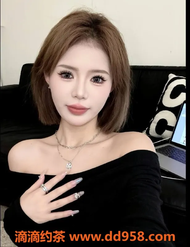 广州楼凤-番禺泡泡，舌吻学妹，700元体验