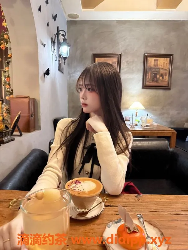 成都楼凤-武侯区小蓉妹，162cm，86斤，8P服务