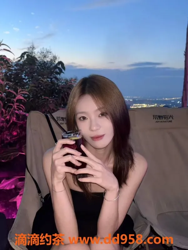 无锡上门服务-吴雨桐，梁溪区165cm高颜值陪浴服务