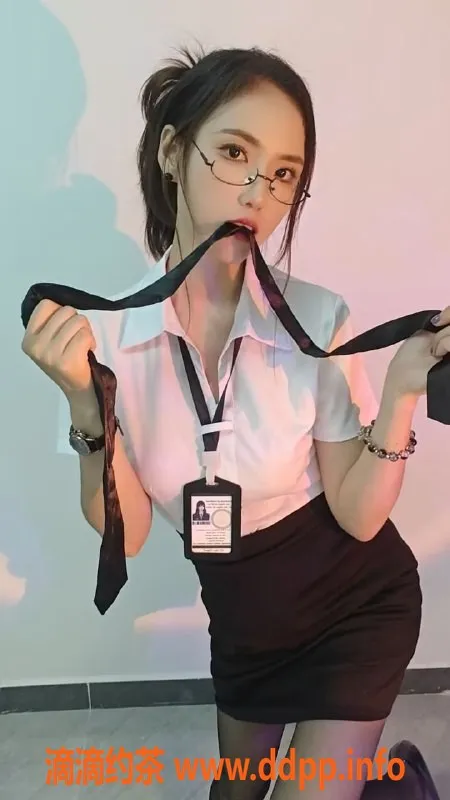 广州楼凤-佛山唐鄢御姐400起，鸳鸯浴服务