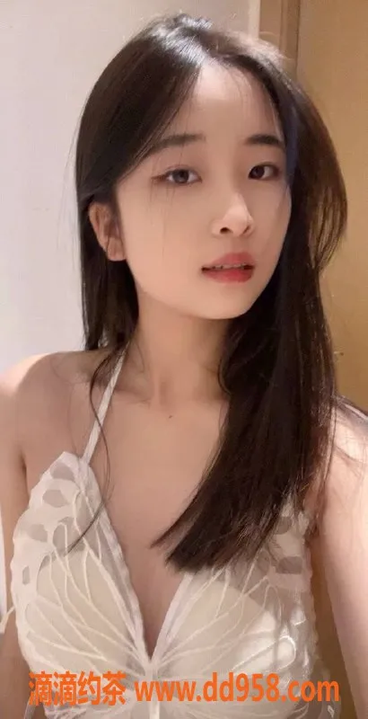 深圳楼凤-南山嫩妹佳佳，水费1000p，等你来约！