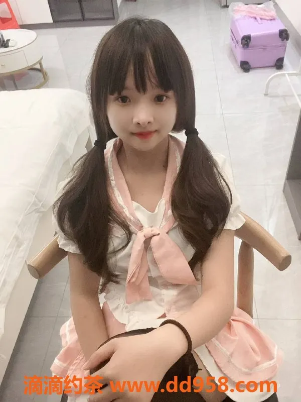 中山楼凤-小榄小晴，18岁，36B身材，优惠价格等你来享受！