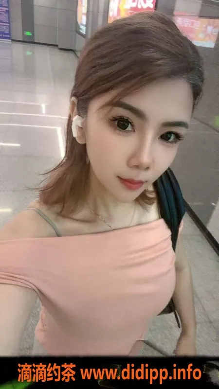 深圳楼凤-深圳龙华御姐伊娜，900元享多项服务