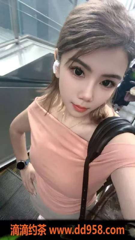 深圳楼凤-深圳龙华御姐伊娜，900元享多项服务