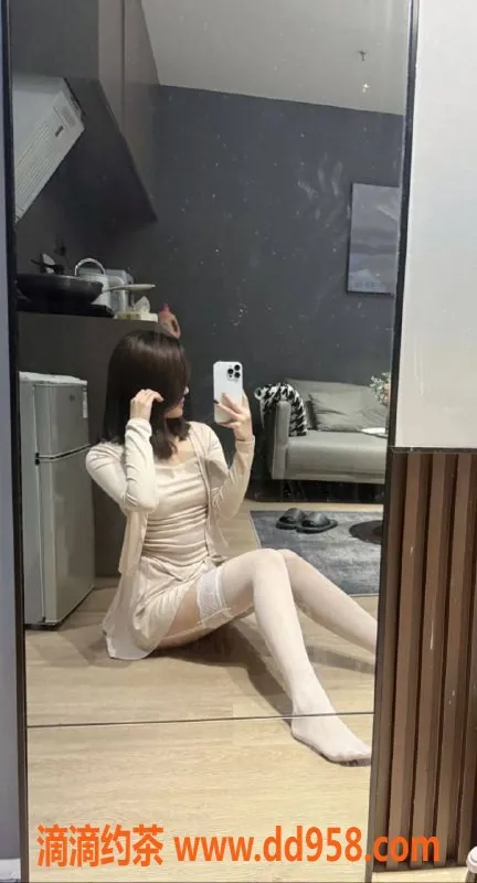 深圳楼凤-深圳福田嫩妹七七，800元调情服务