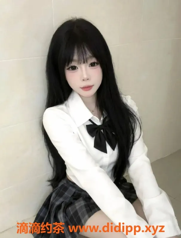 深圳楼凤-南山嫩妹依一，700元尽享制服丝袜魅力