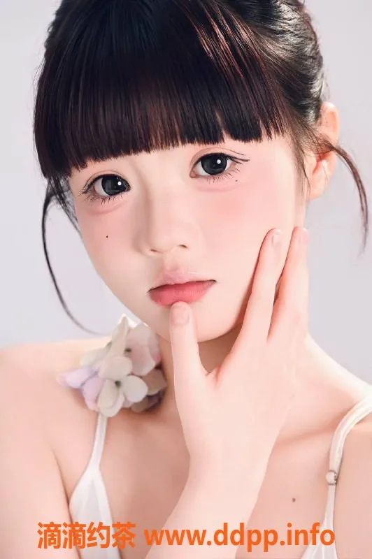 深圳楼凤-福田嫩妹小小，1000元超值体验