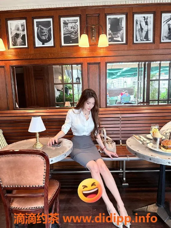 深圳楼凤-福田露娜，23岁高挑女友感，170cm 45kg