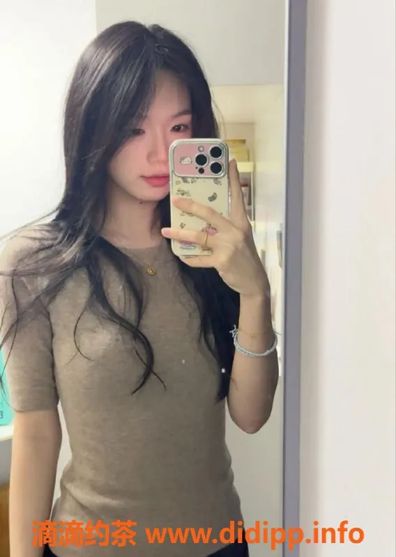 中山楼凤资源信息,古镇15岁小妹，600元快餐服务等你来体验