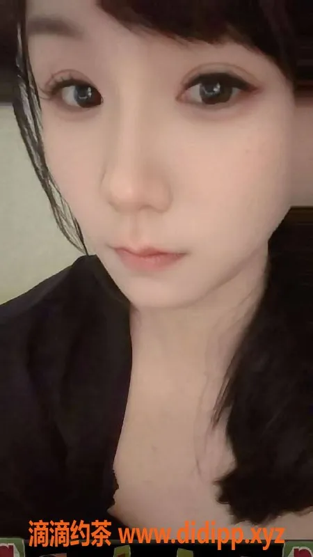 郑州楼凤-管城区果果，身高170cm，双乳36C，热情服务