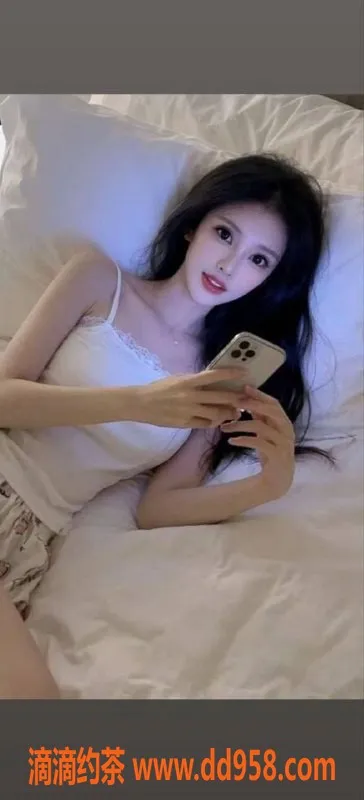 郑州楼凤-二七区小辣椒，26岁168cm，45kg，火热服务等你体验！