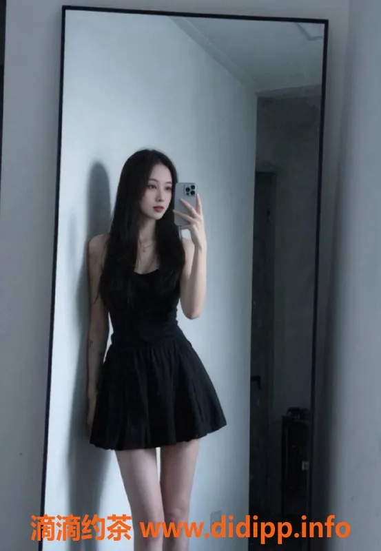 惠州楼凤-惠阳英子，26岁身高157，95斤深夜服务