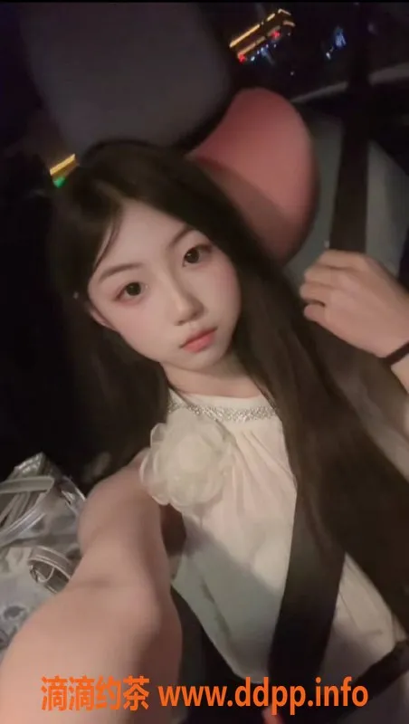 广州楼凤-越秀区嫩妹哆哆，水费700p等你来约！