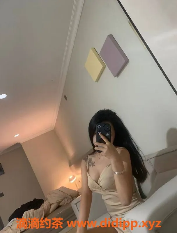 广州楼凤-天河区嫩妹，165身高C罩杯，800p服务