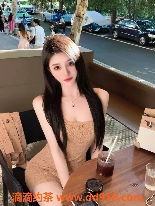 宁波楼凤-南方美女Lucky 165cm 46kg 34C 专业美术老师