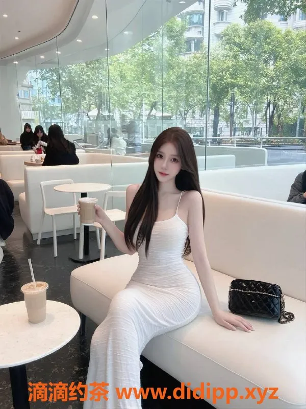 宁波楼凤-南方美女Lucky 165cm 46kg 34C 专业美术老师