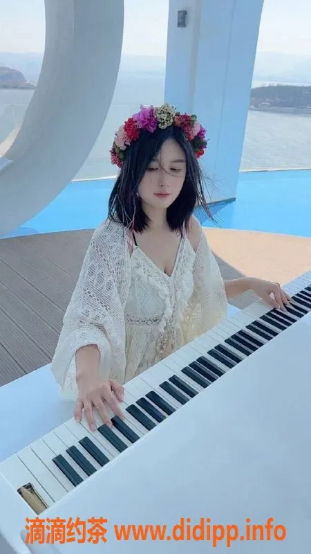 青岛楼凤-青岛沁一，158cm娇小可人，胸围36D