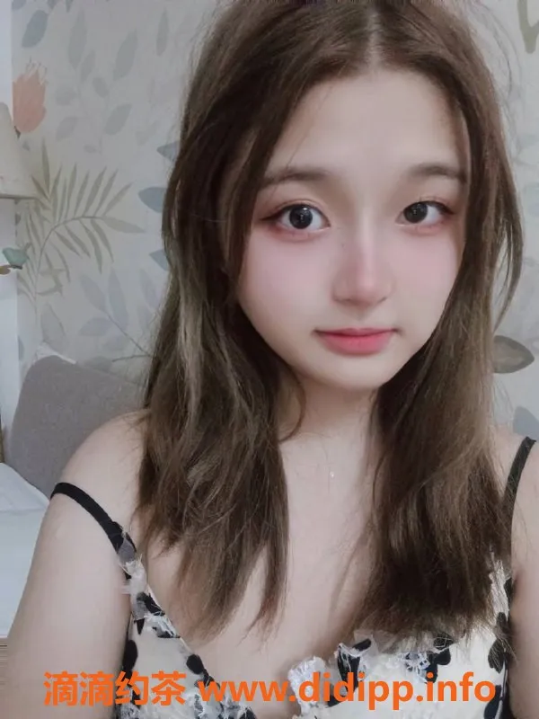 广州楼凤资源信息,番禺晓晓，800元玩转舌吻与69服务