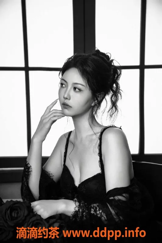 深圳楼凤-南山御姐木子，700p享受完美服务