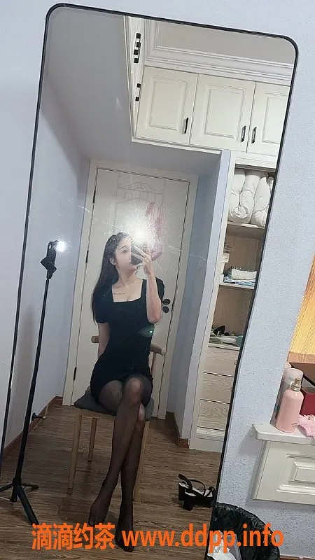 广州楼凤-天河妍颜御姐 700元视频验证服务