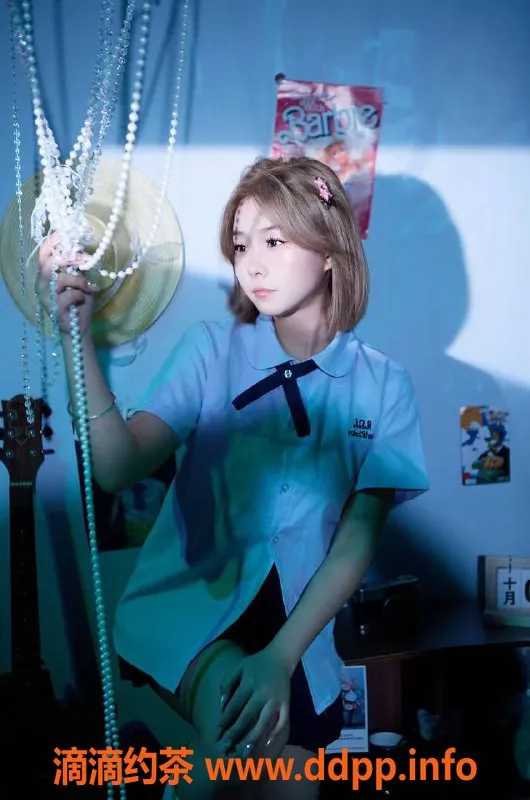 长沙楼凤-雨花区19岁芸芸，超值6p服务，160cm 46kg！