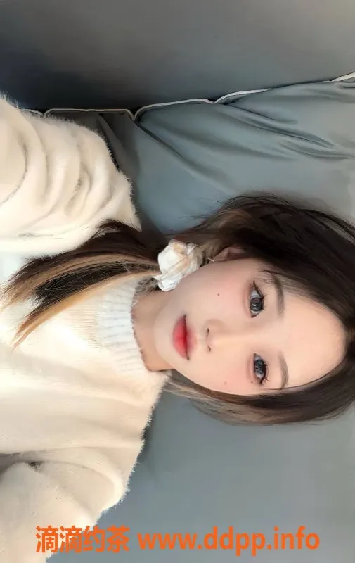 长沙楼凤资源信息,岳麓区小希，163cm，18岁，600p服务