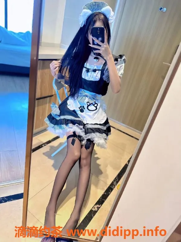 长沙楼凤-岳麓区小希，163cm，18岁，600p服务