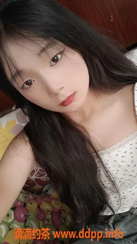 成都上门服务-双流困困，162cm匀称学生妹，600元包夜体验！