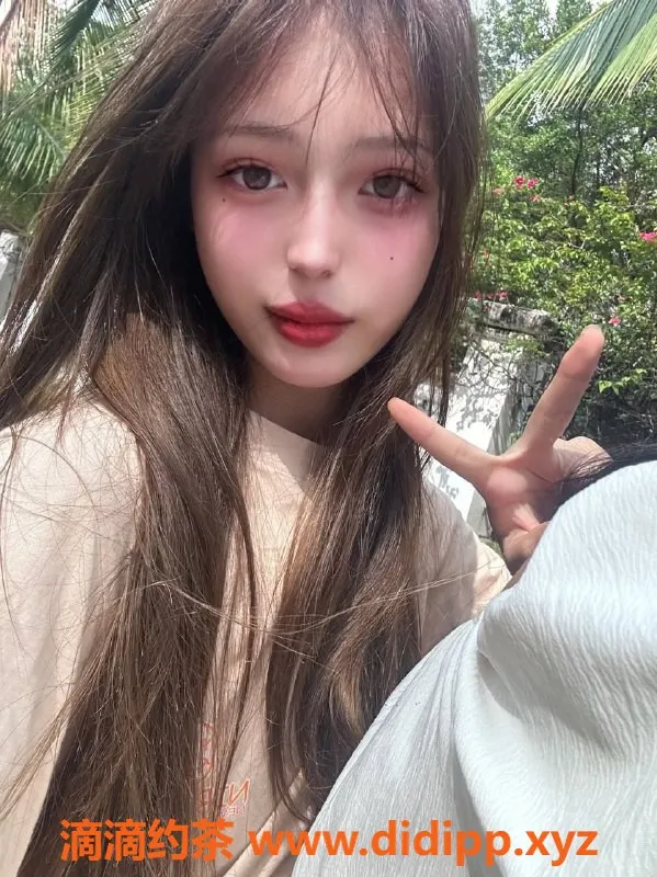 成都楼凤-成华区琦琦：173高挑A+可爱妹子，轻松享受女友感服务