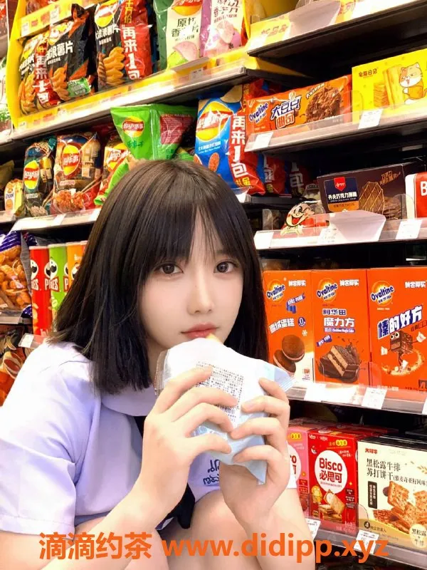 北京楼凤-国贸巧克力嫩妹，内衣批发20Z起