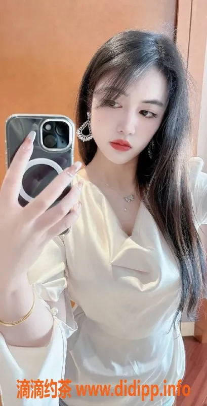 杭州楼凤资源信息,萧山适中美女，身高165，热情服务